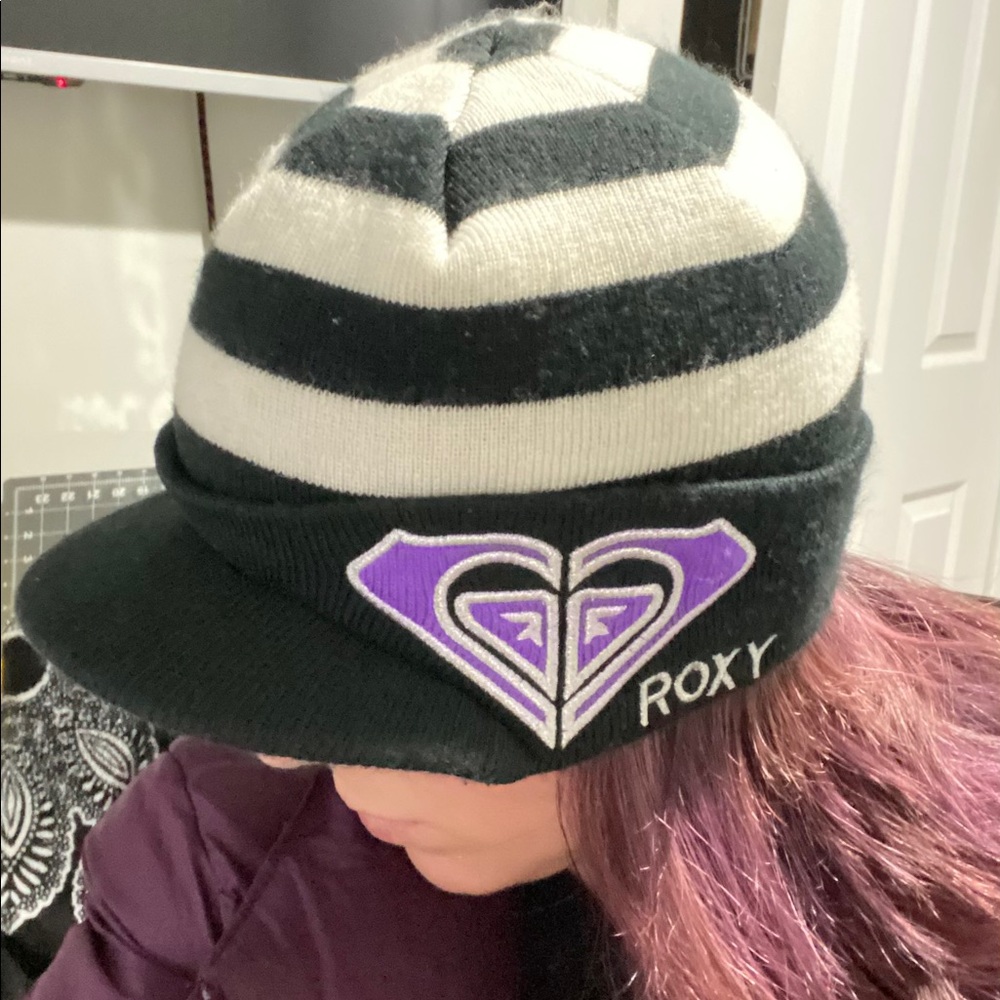 Roxy Bundle - Picture 3 of 3